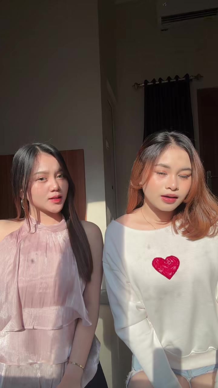 @Tiaralintang_