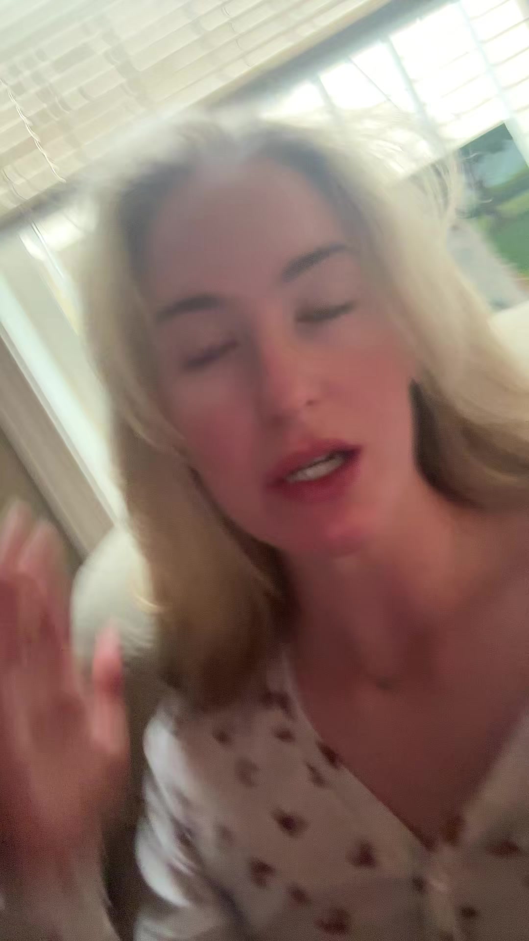 @glowwithsydney