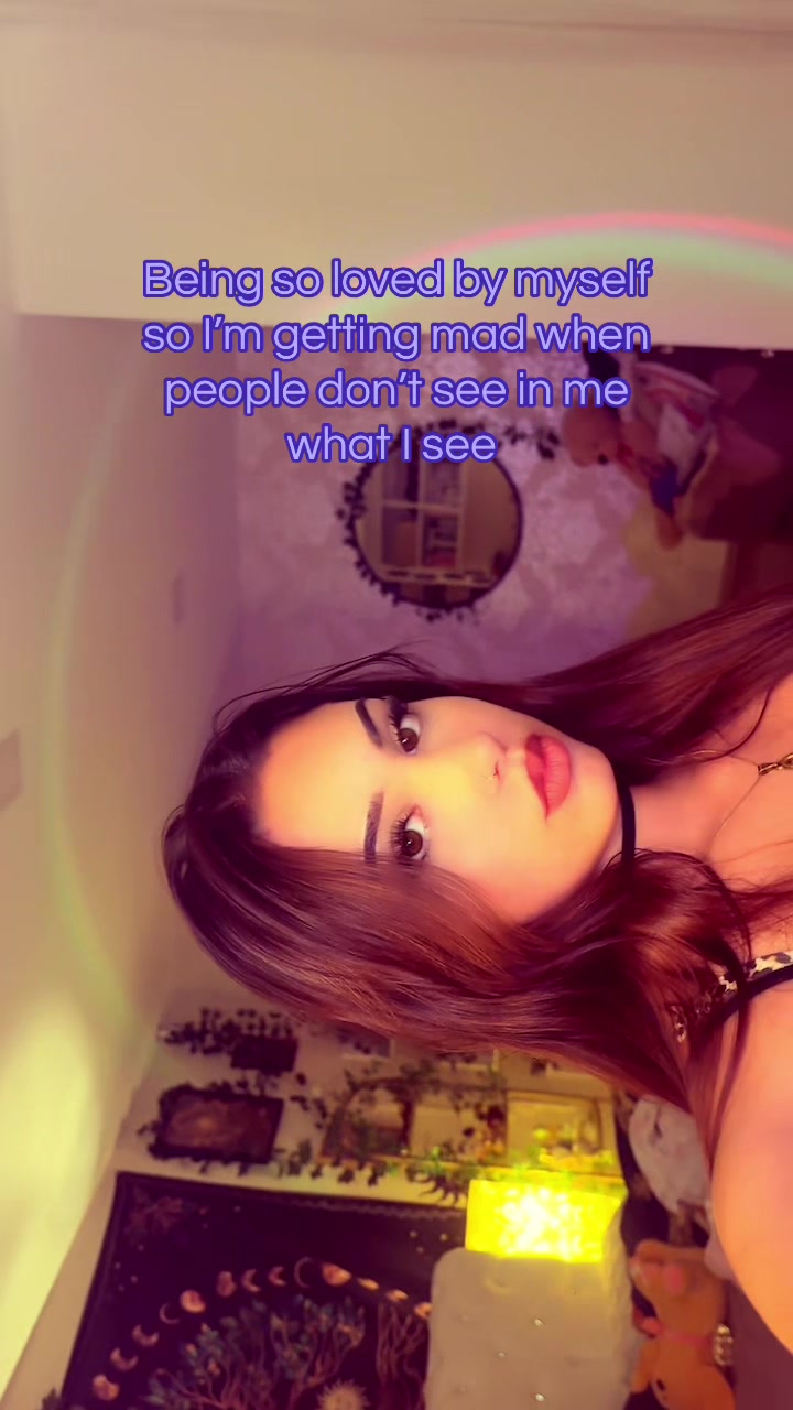 @Lσяєηα 🌞 𓂀 𓋹