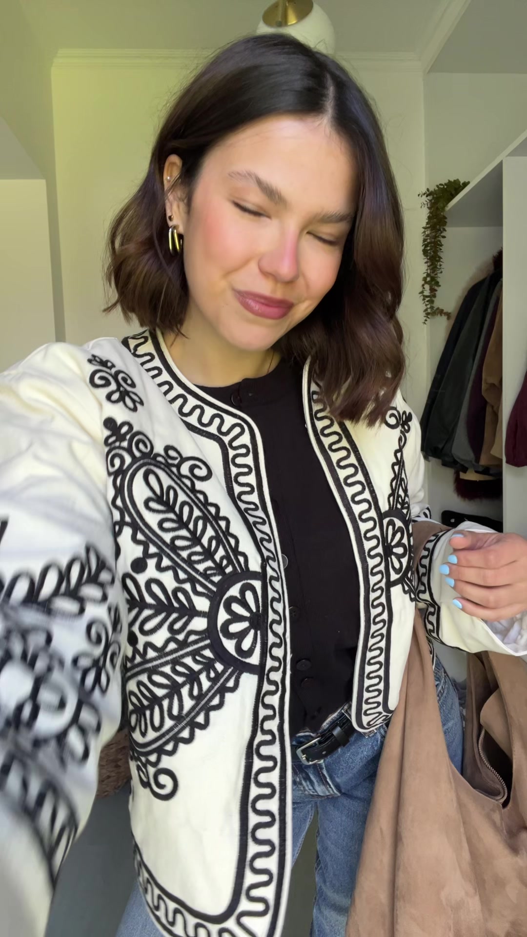 @byisabelamaral
