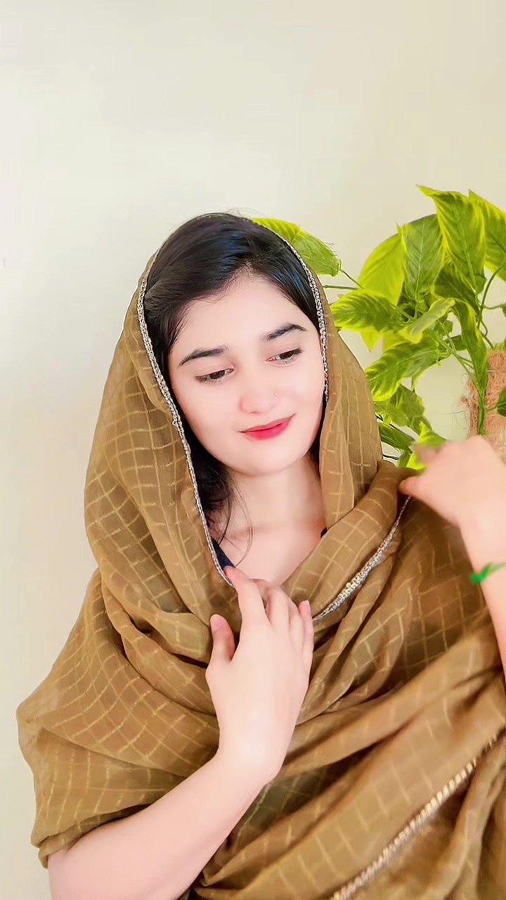 @𝐀𝐟𝐬𝐡𝐚 𝐊𝐡𝐚𝐧