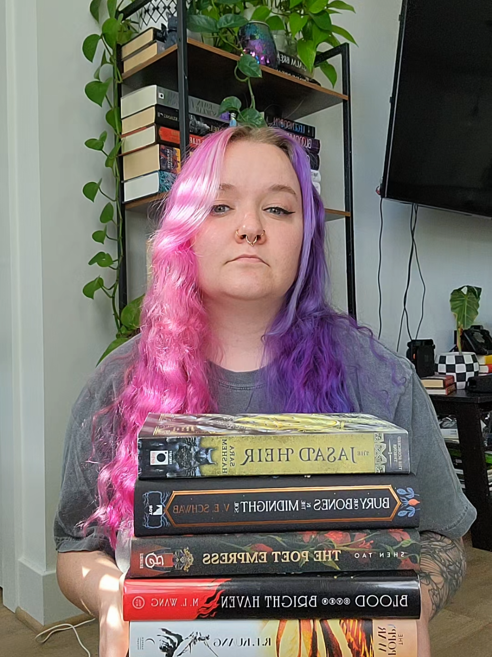 @Ashley 📚🐉🗡