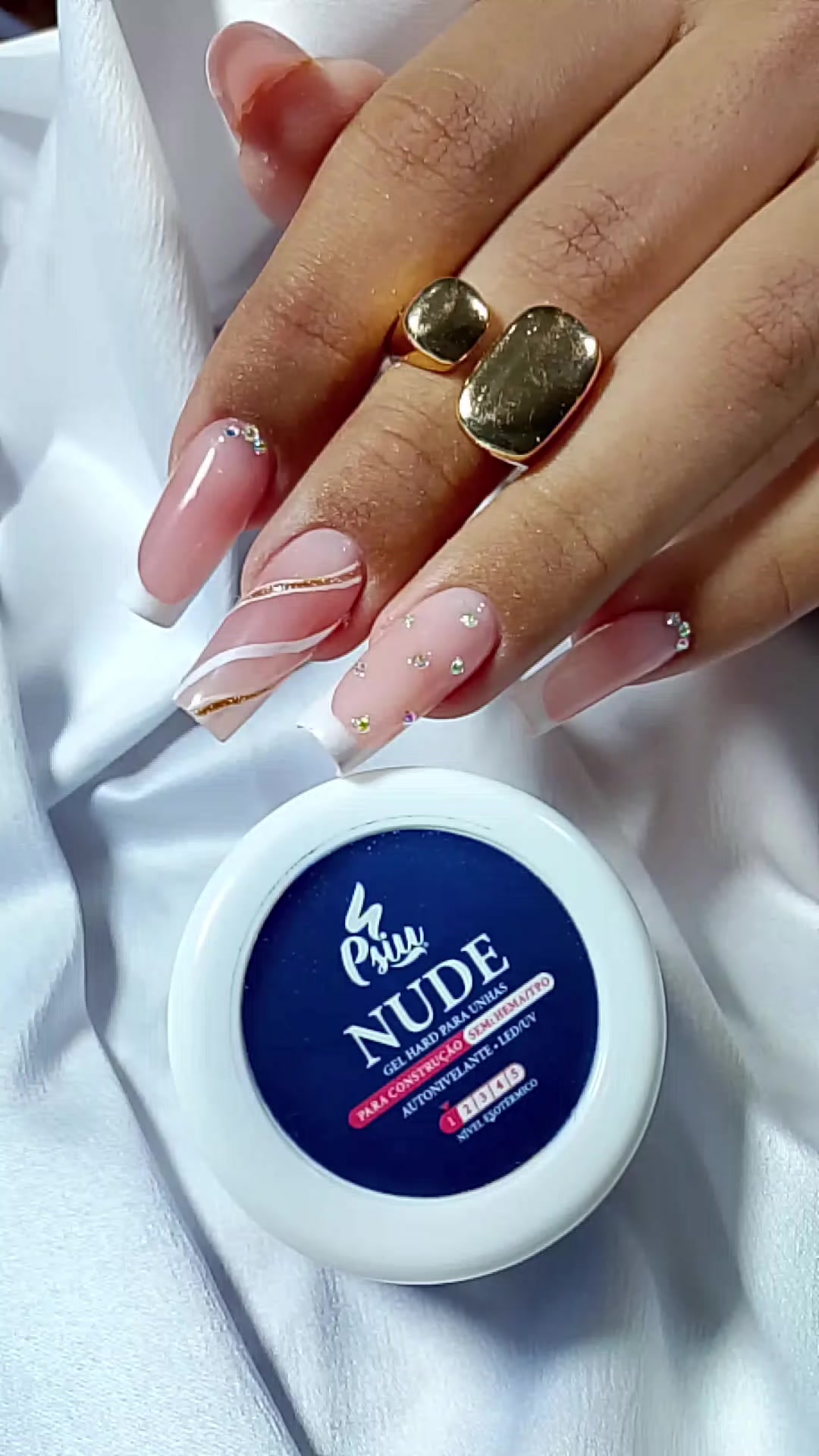 @Ana// Instrutora nails