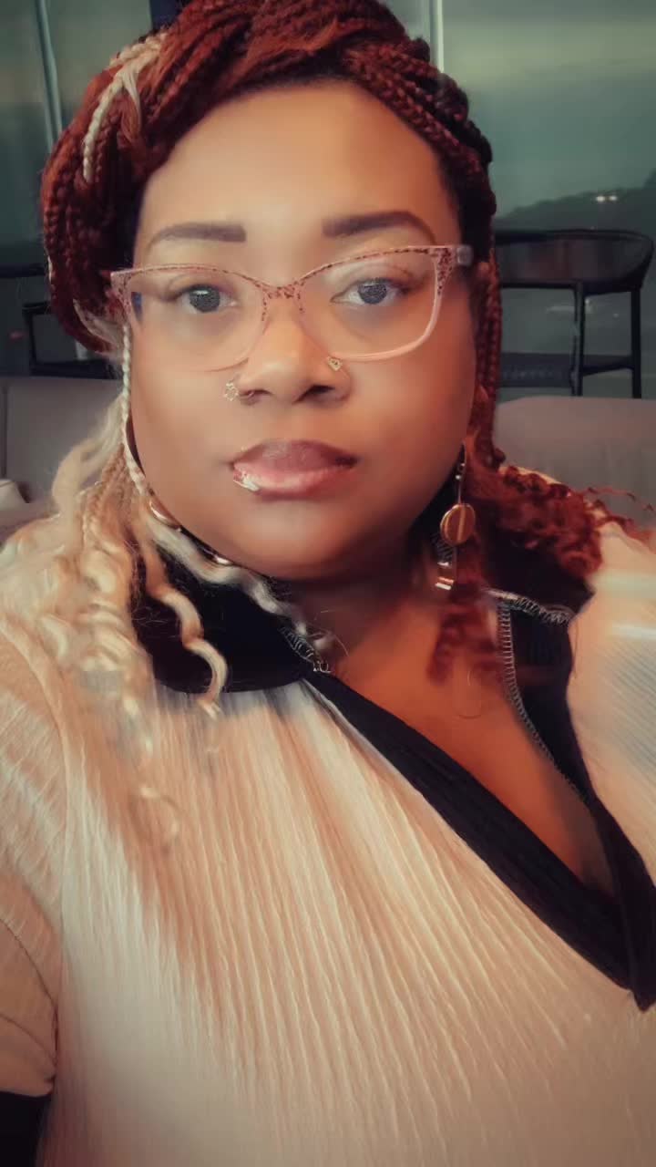 @PlusSizeBarbi