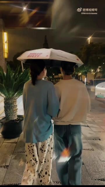 @๐๐พ๐พ๐ผ๐ฑ๐ป๐ด ๐ถแ