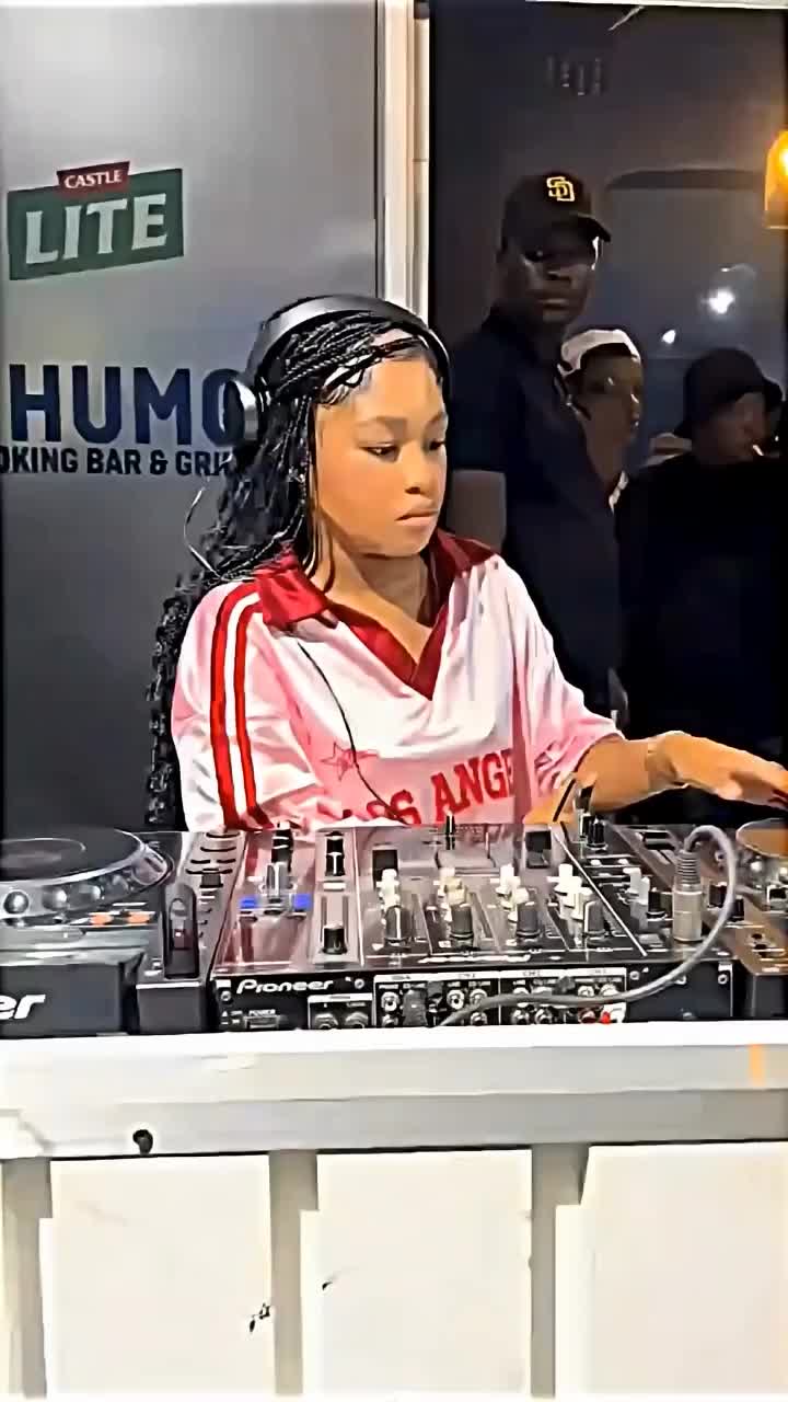 @Roi Junior
