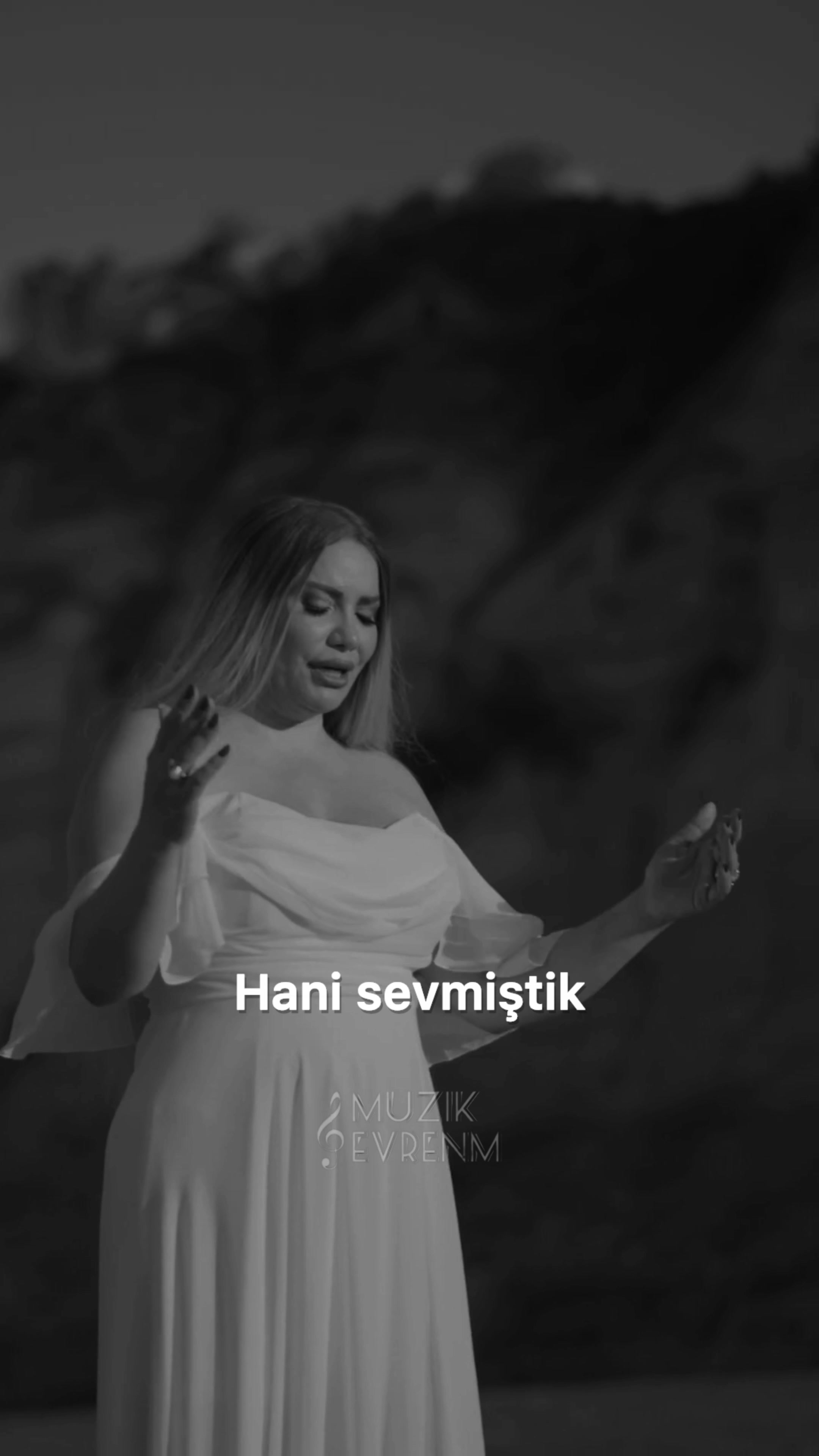 @M&uuml;zik Evrenim