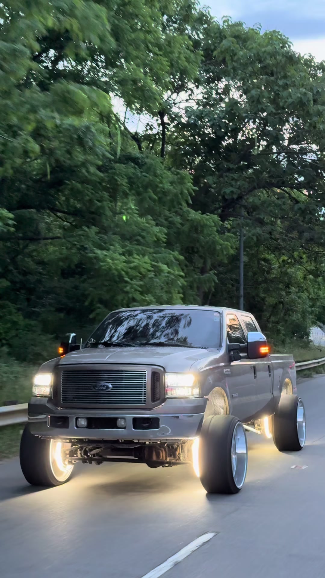 @️828_caleb