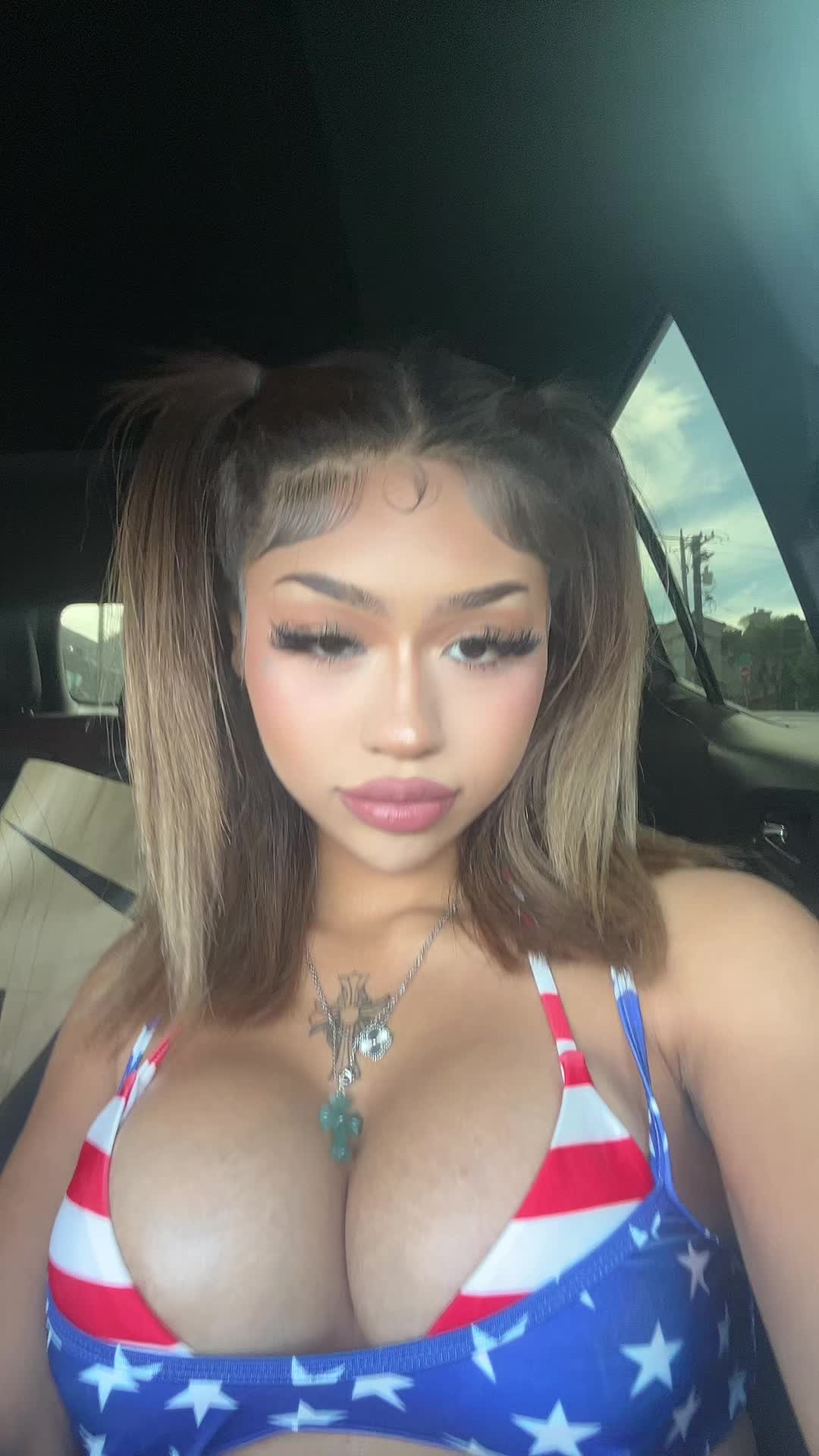 @ALLIECAT👅