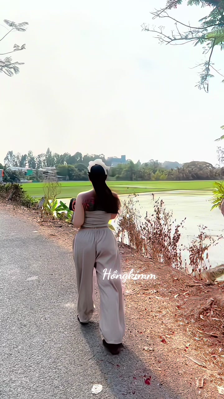 @Hồng Kim