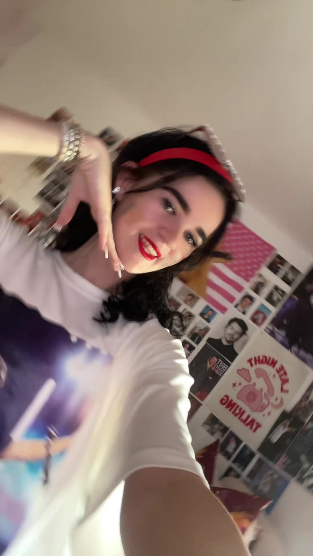 @𝒩ℯ𝓁𝓁𝓎𝓍𝒷𝓊𝒸𝓀𝓁𝒶𝓃𝒹