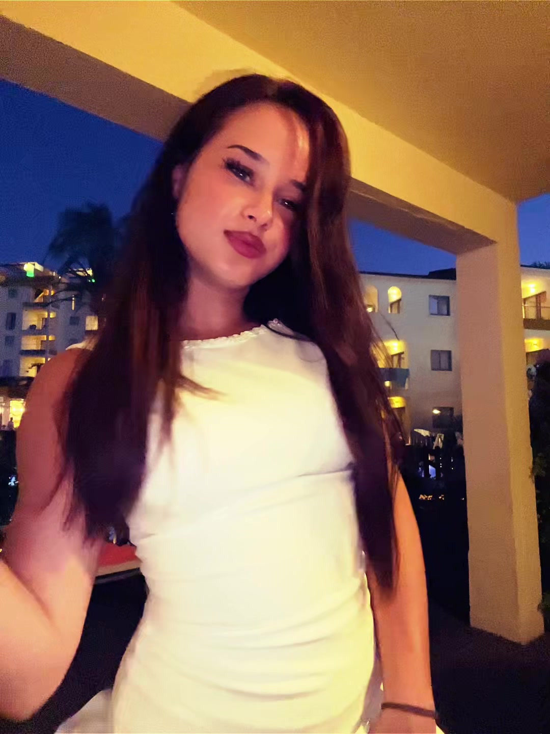 @Vivi