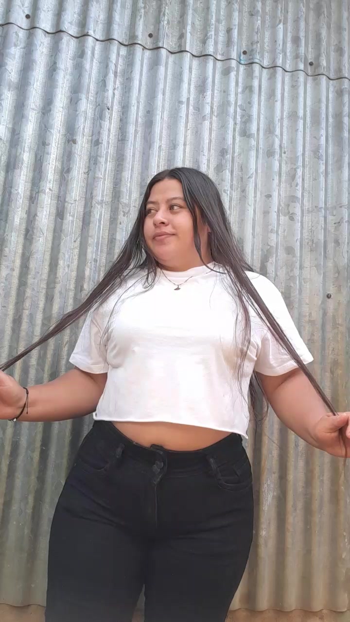 @Yackie🌼Ojitos😻 💚
