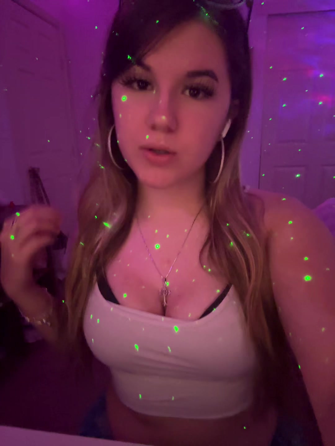 @luviebug14