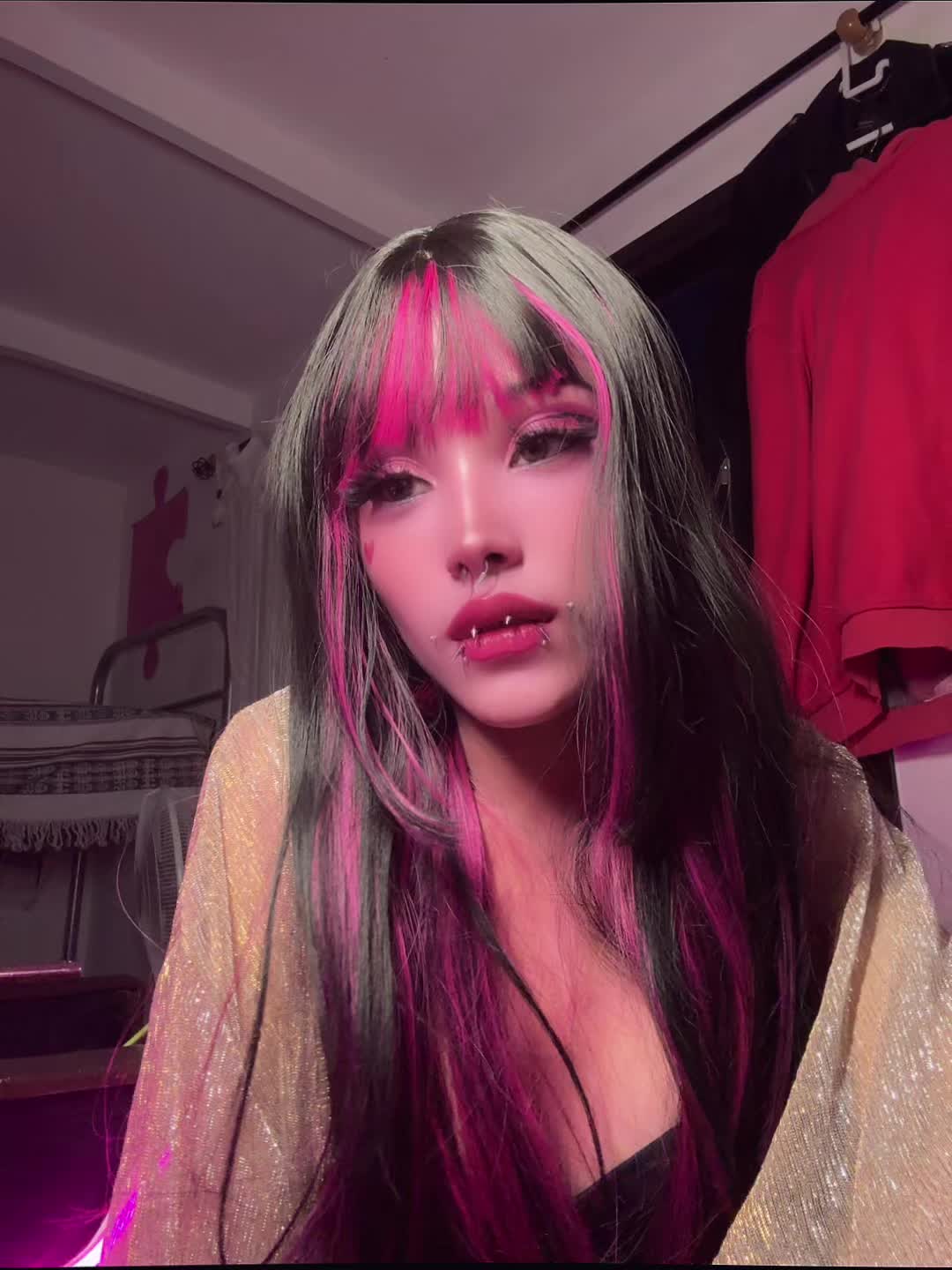 @♱ 𝕸𝖗𝖘. 𝕭𝖔𝖒𝖇𝖆𝖘𝖙𝖎𝖈 ♱