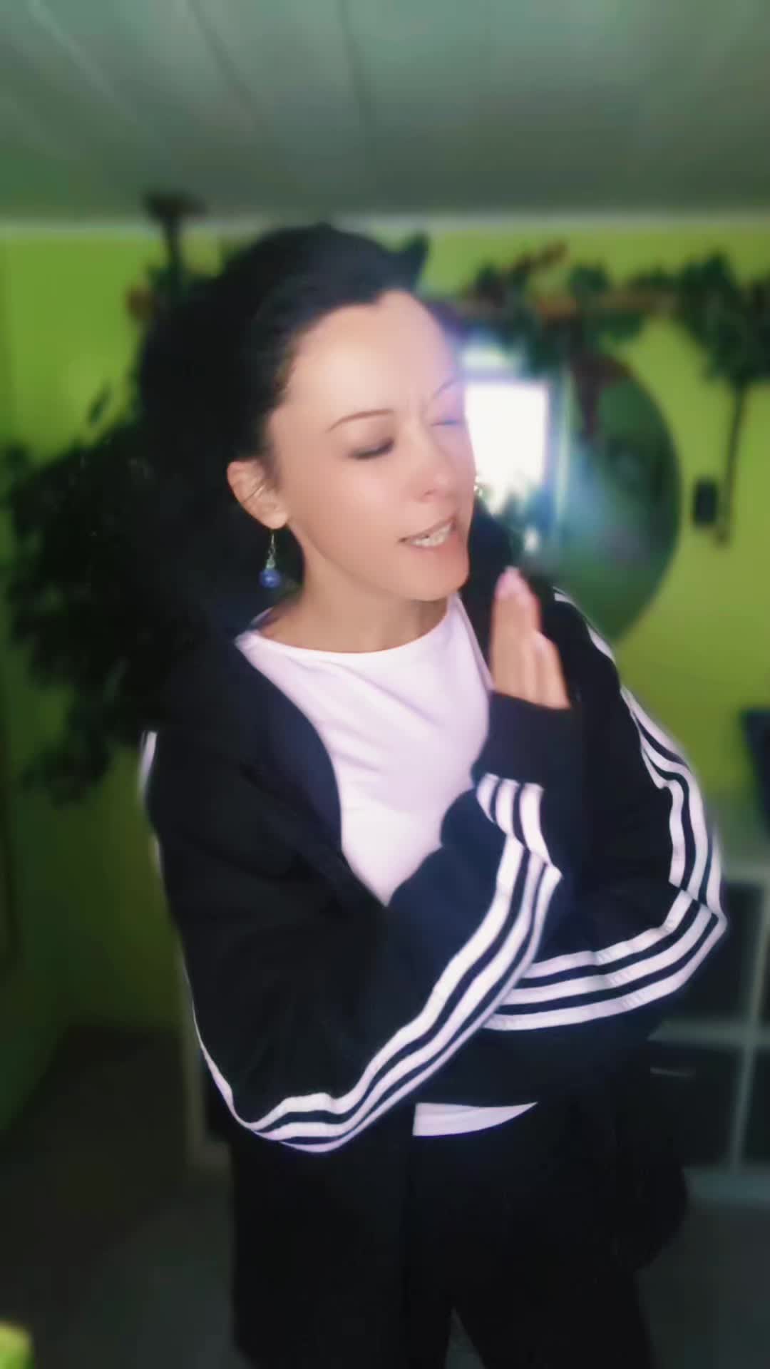@𝔓𝔯𝔢𝔱𝔱𝔶𝔣𝔞𝔠𝔢 🥀