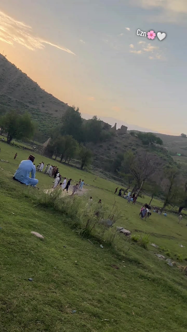 @{Miaنi🌸🤍}°^°