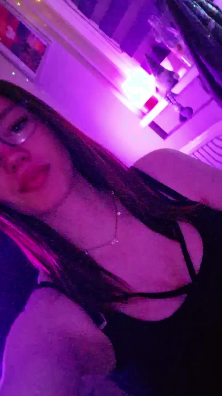 @y0urfavkimi_ brb