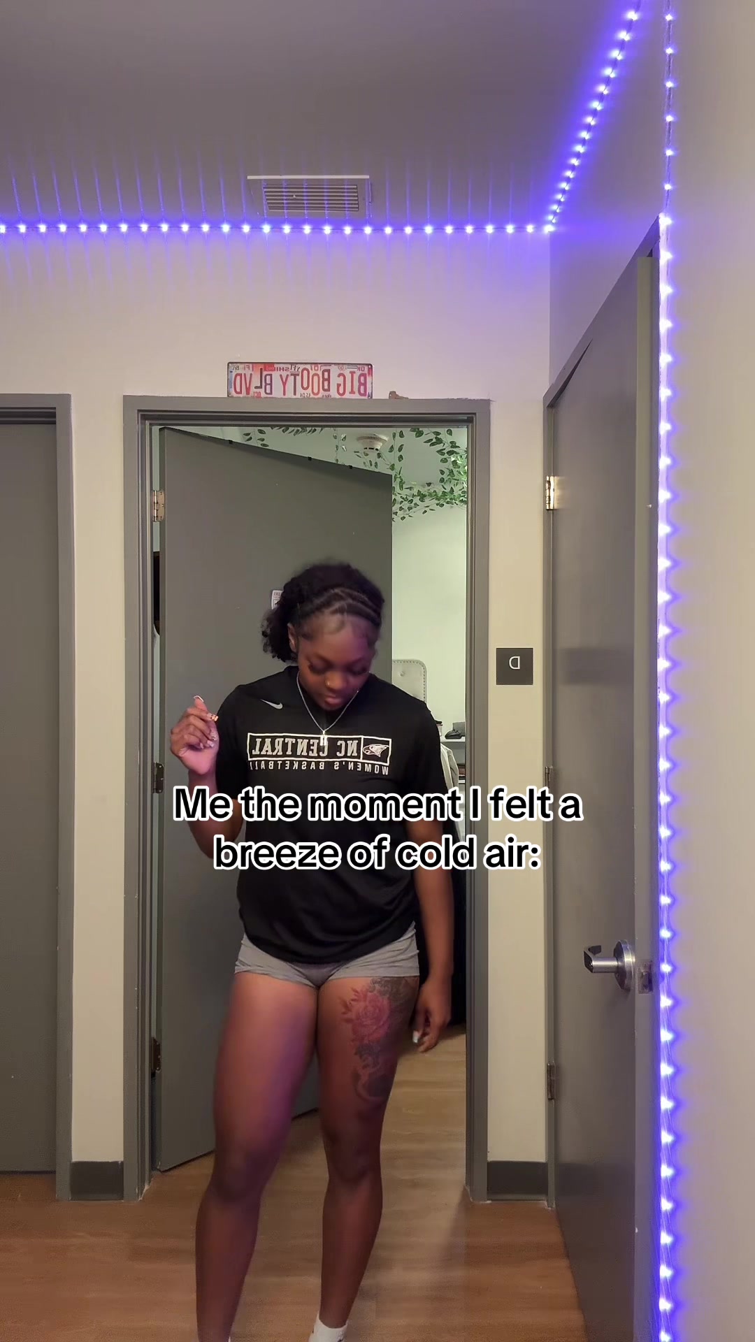 @Yogirlamaya🤭