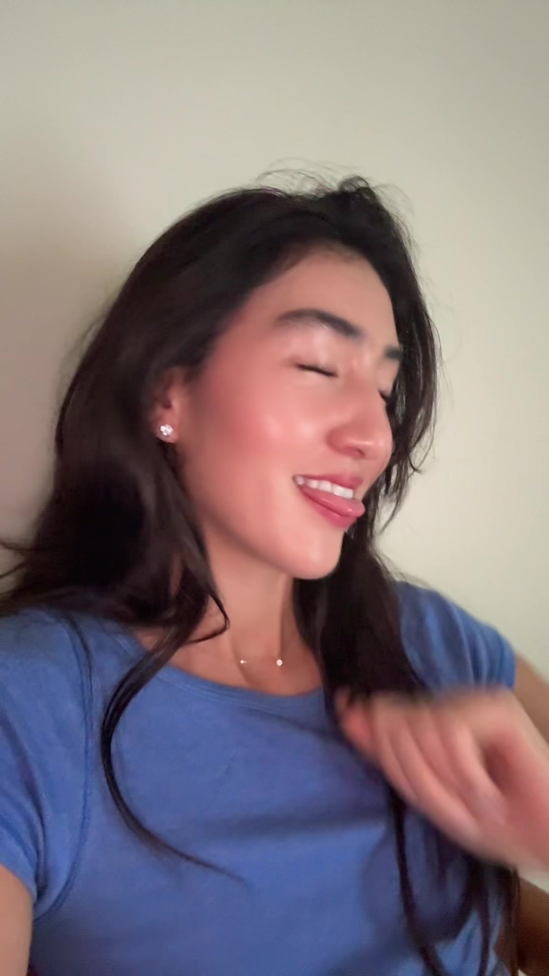 @rhiyena