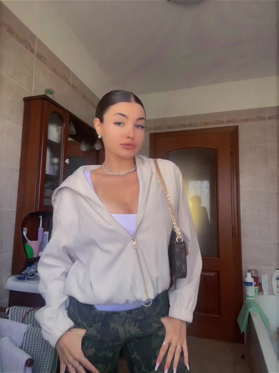 @ali👸🏼