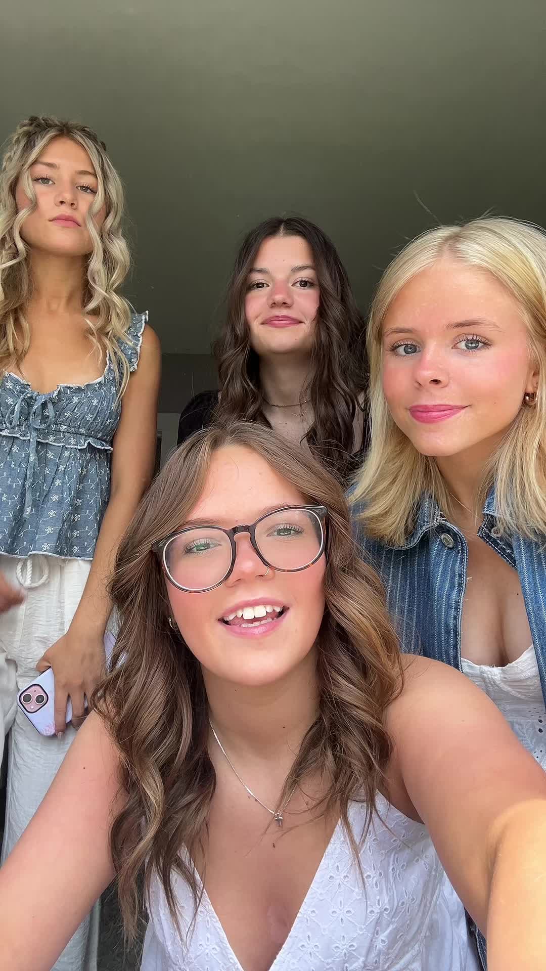 @😝