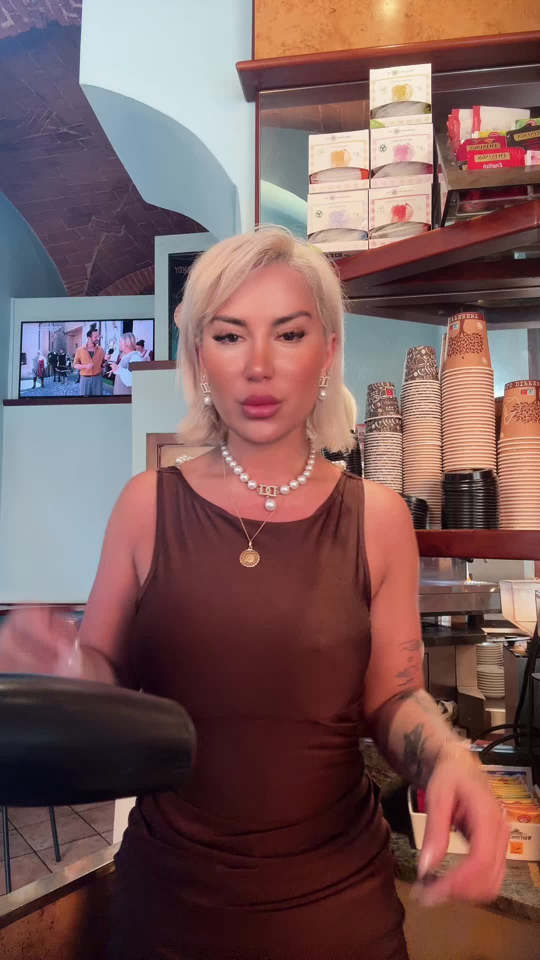 @Ela _entela