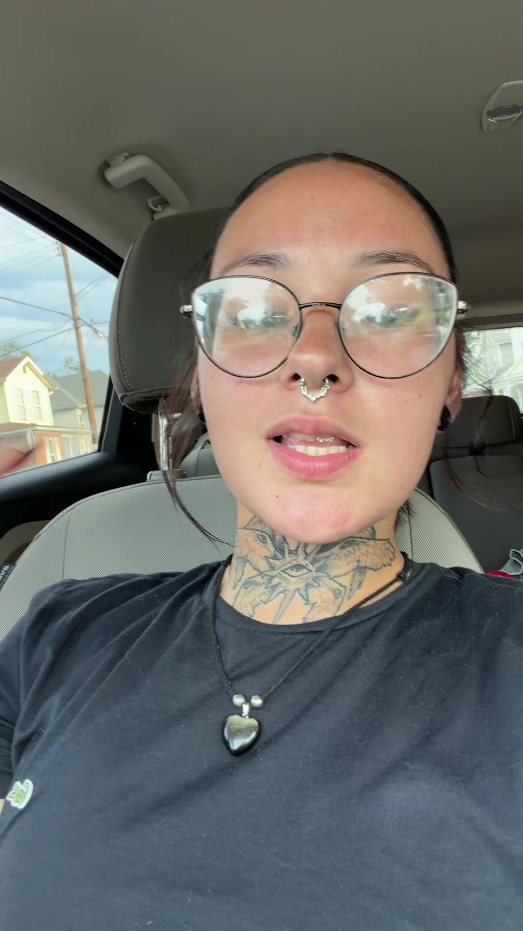 @pretty_deadgirl