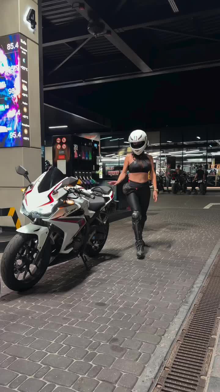 @WelshBikeModel🏴