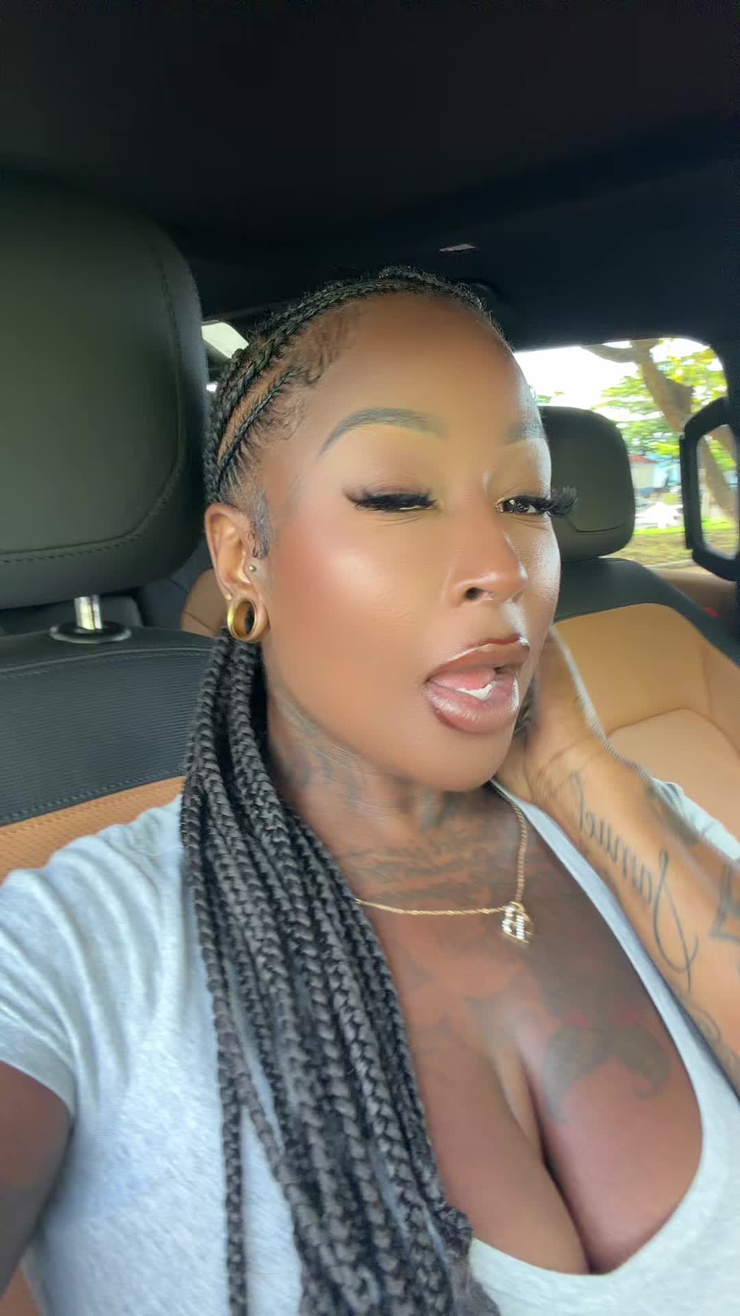 @barbeebandzxo