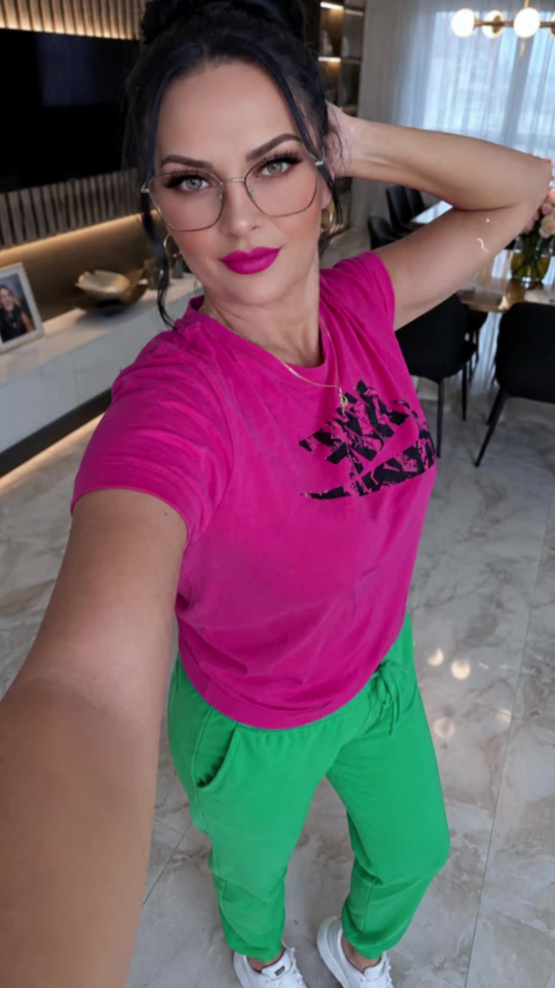 @Elena Zăna👸