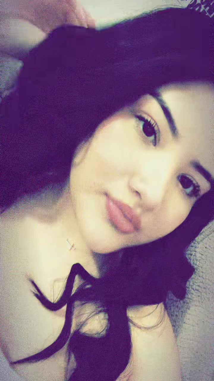 @ayleena.