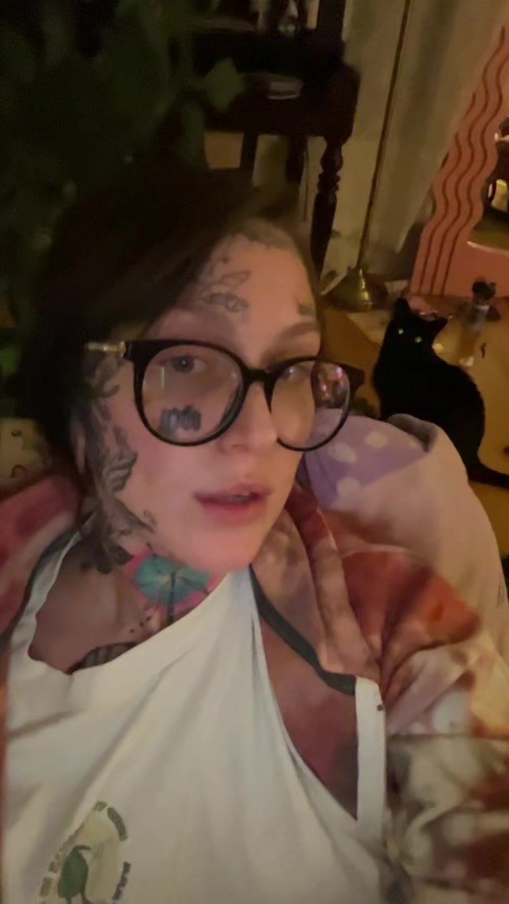 @powderpuffgrrrl