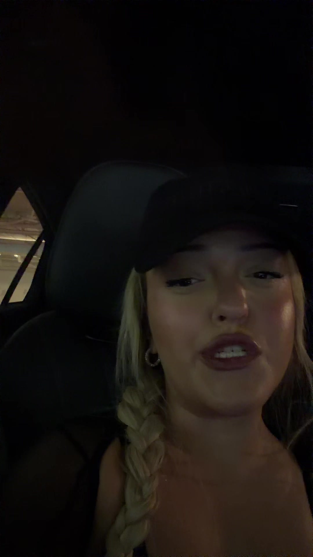 @erika
