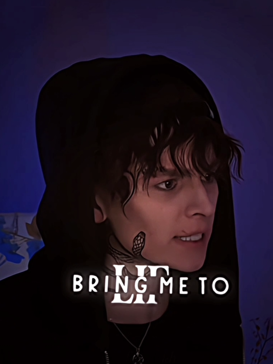 @𝐥𝐚𝐯𝐢𝐧𝐢𝐚 𝐫'.🖤