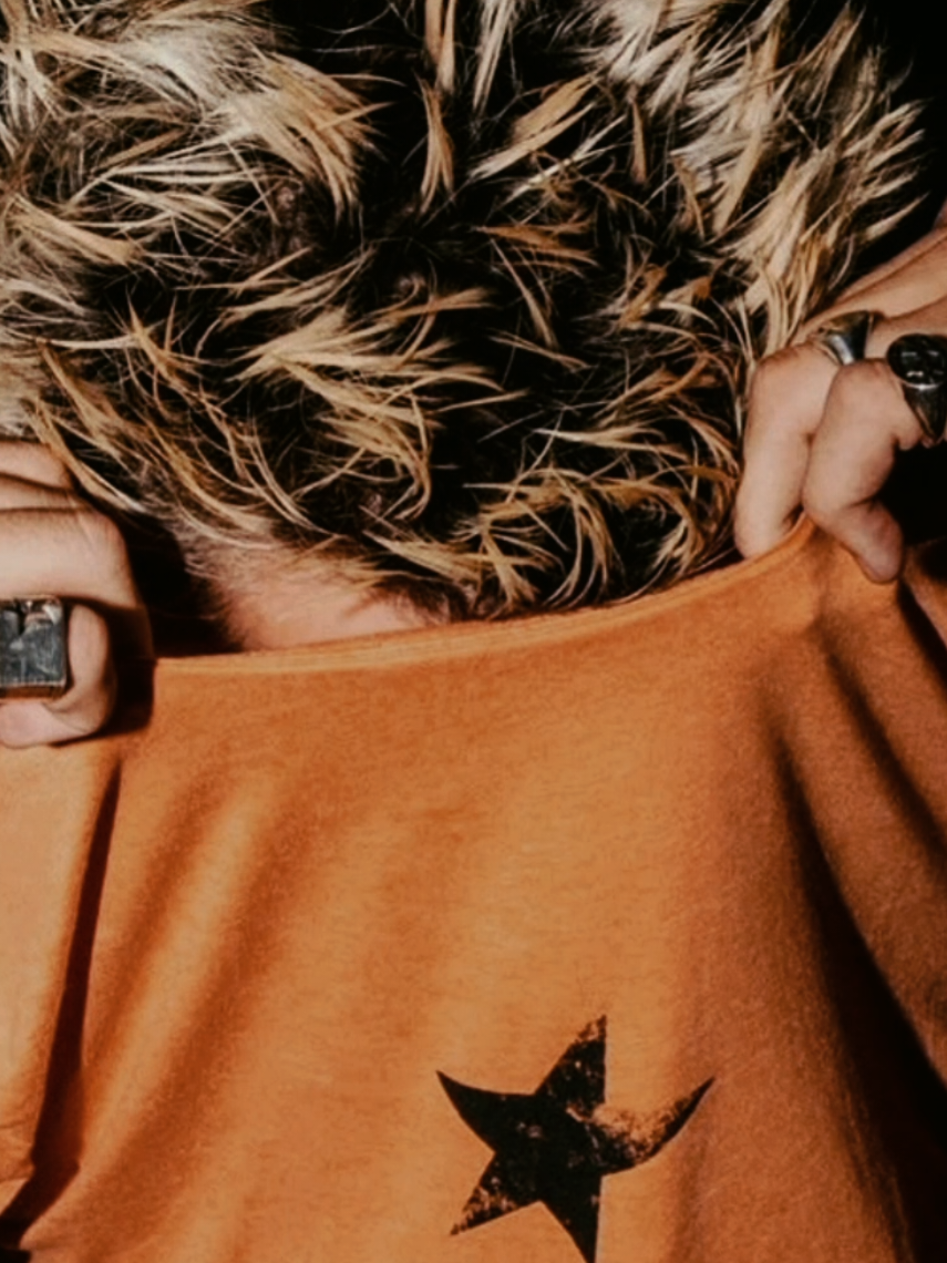 @𝐝𝐞𝐞𝐫𝐢𝐞🦌/𝐛𝐞𝐞🐝🔆