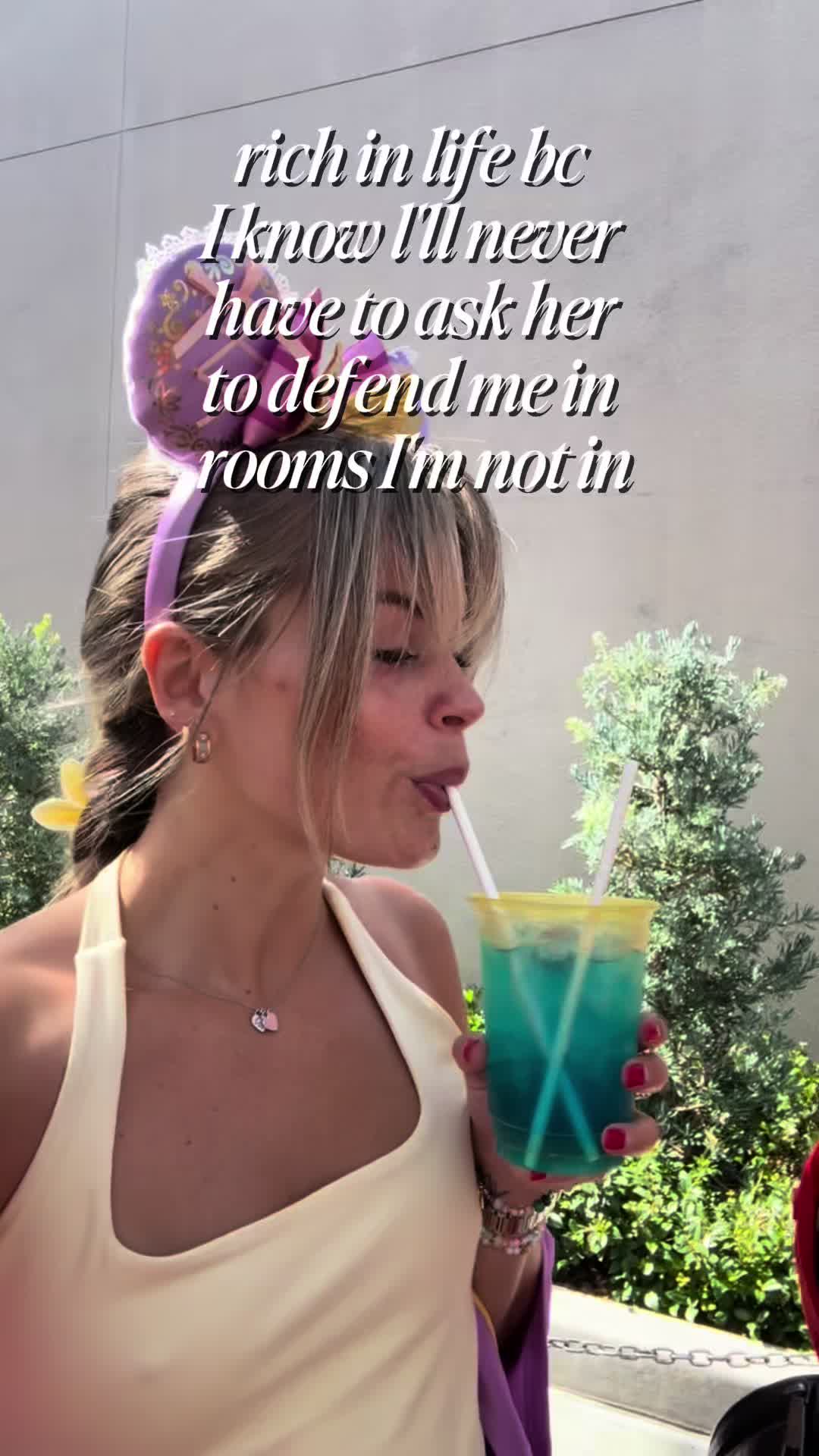 @EMMA ELLE | actor