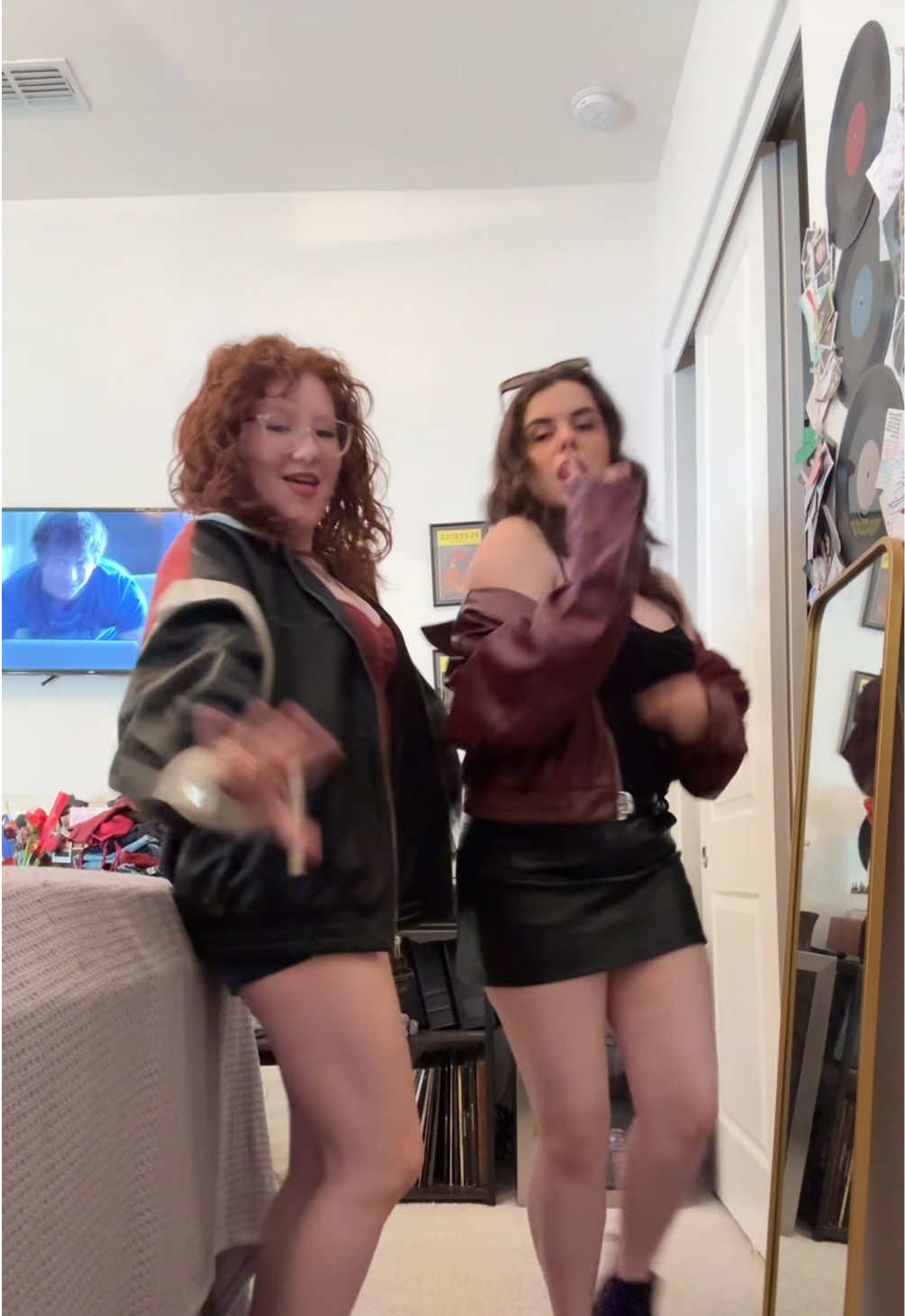 @bella