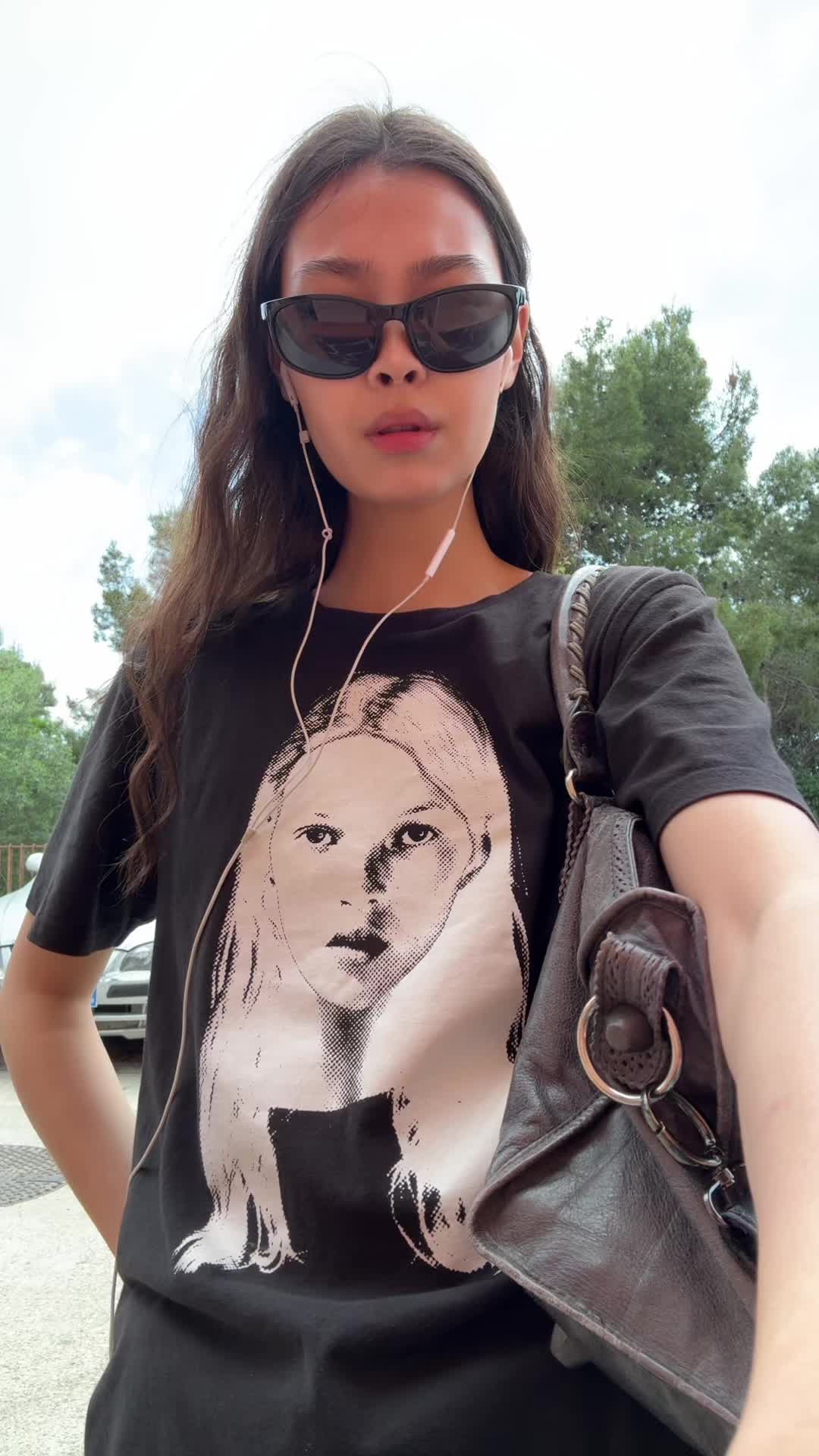 @лали топлес