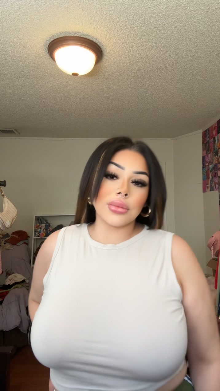 @Prettyalee