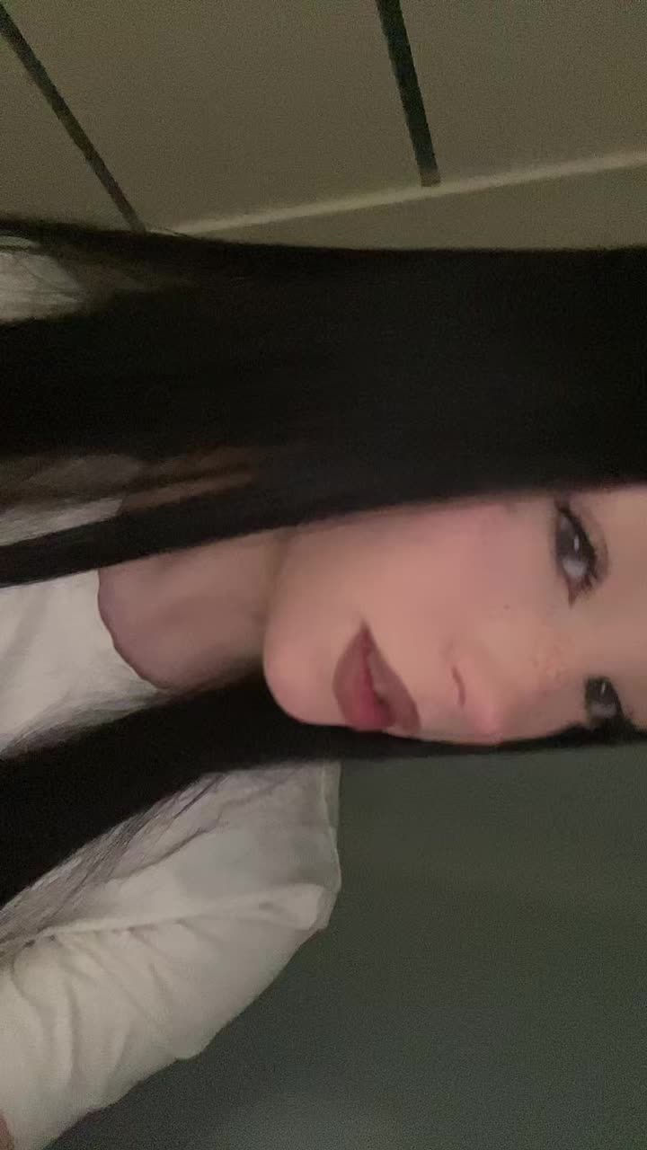 @дуня👅