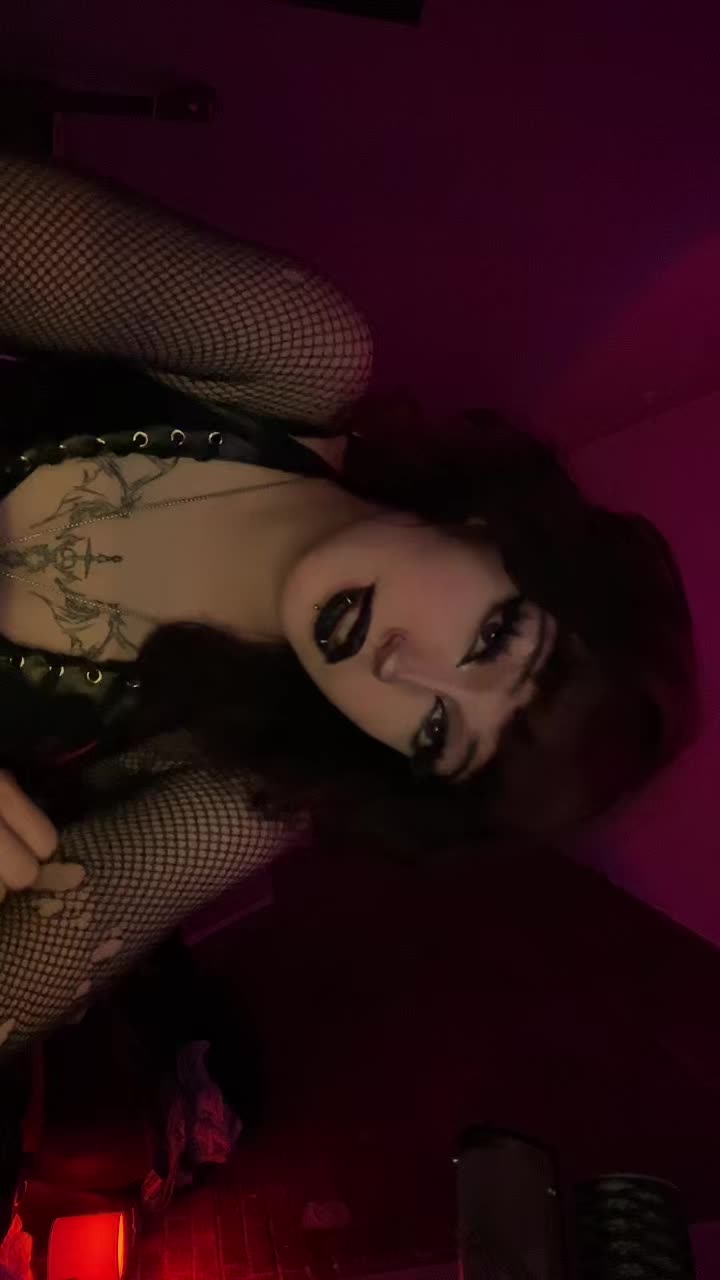 @ghostgirl0425