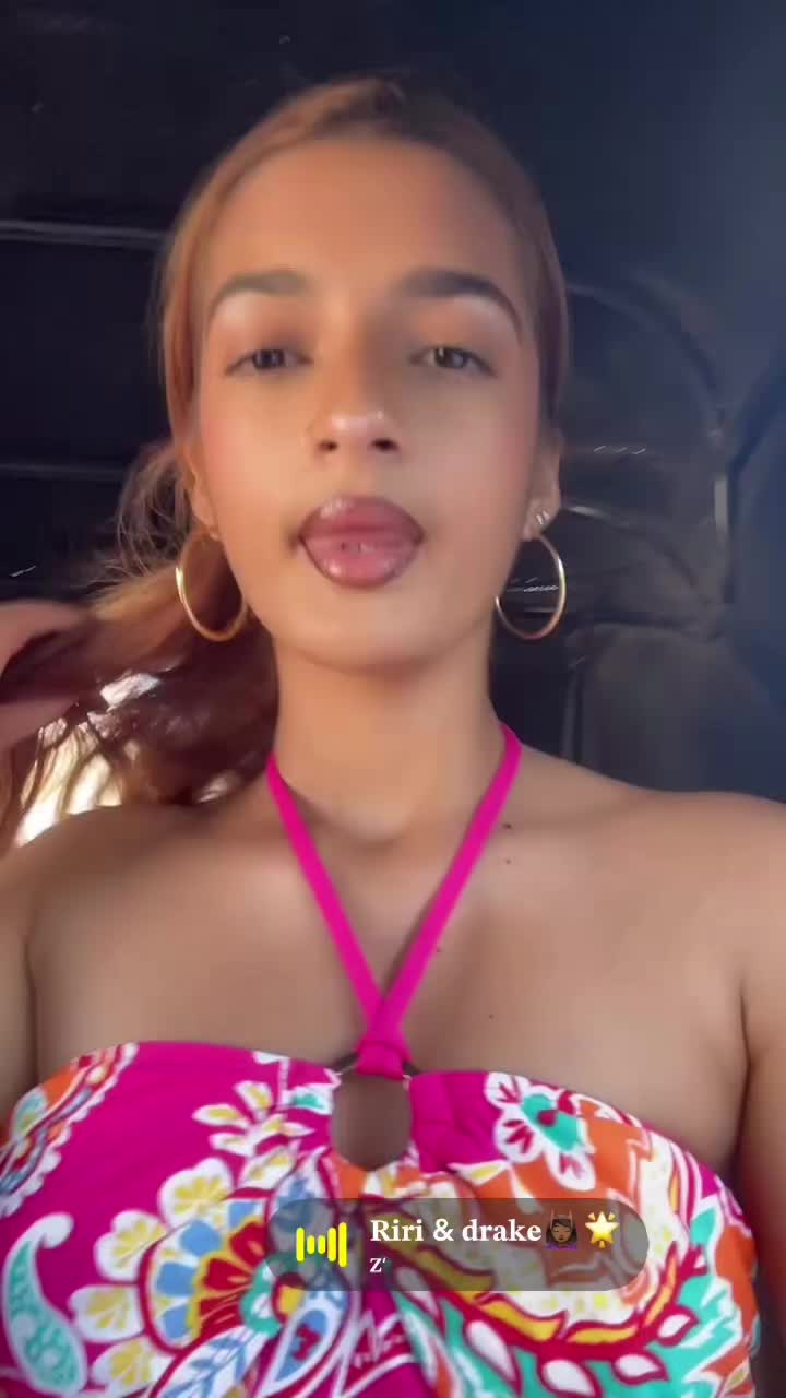 @Shania_Spammm😛