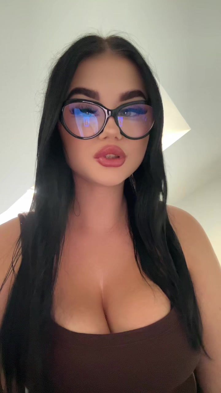 @sziriruriruv2