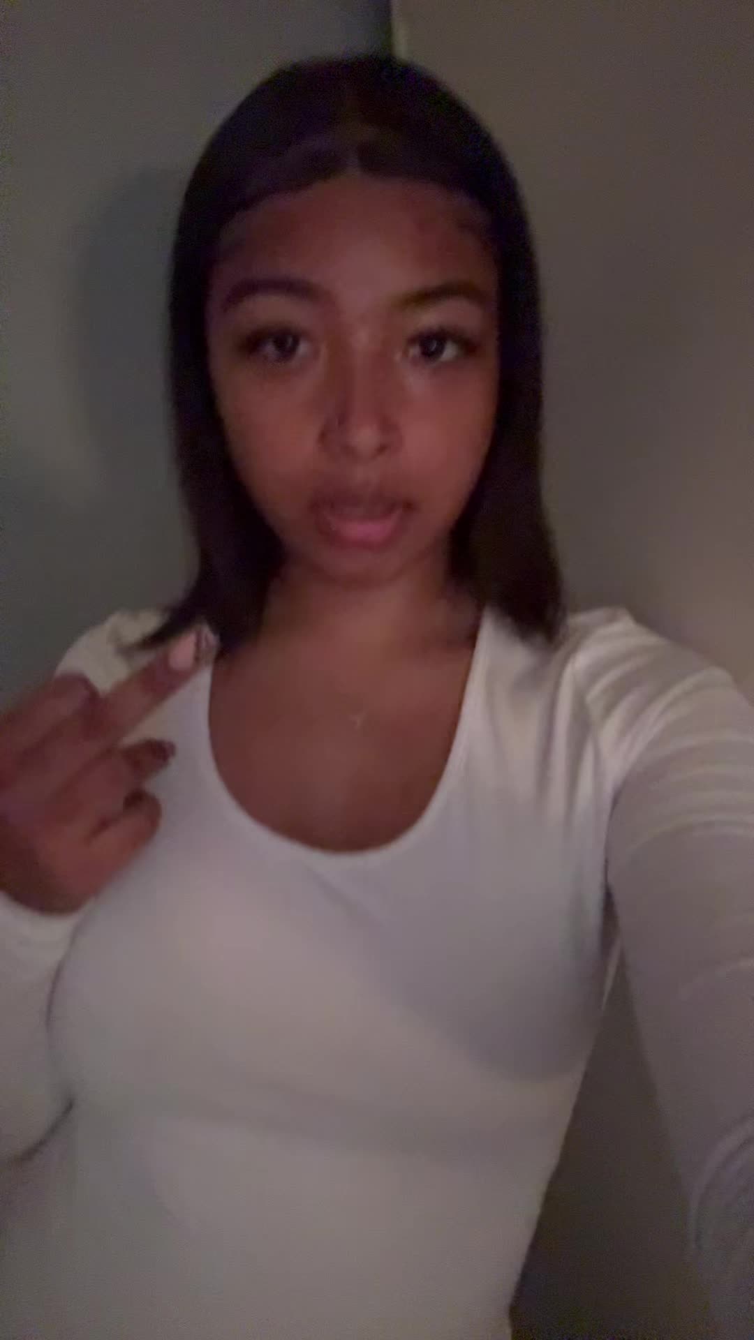 @Emiii