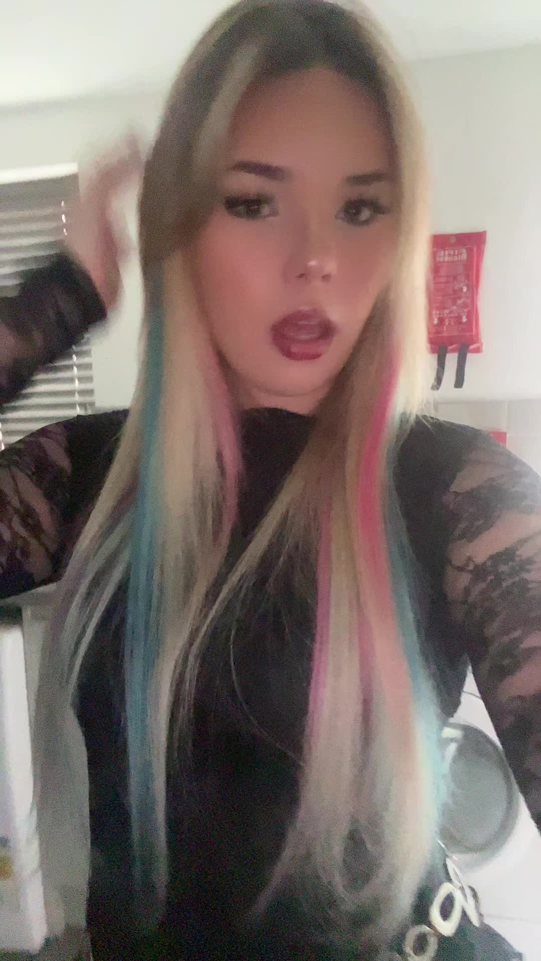 @Ev🫧