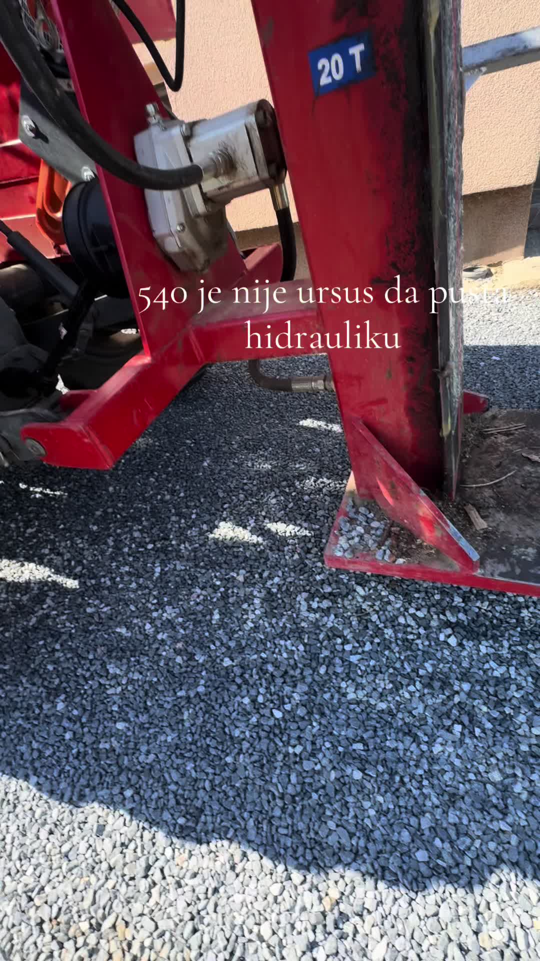 @558