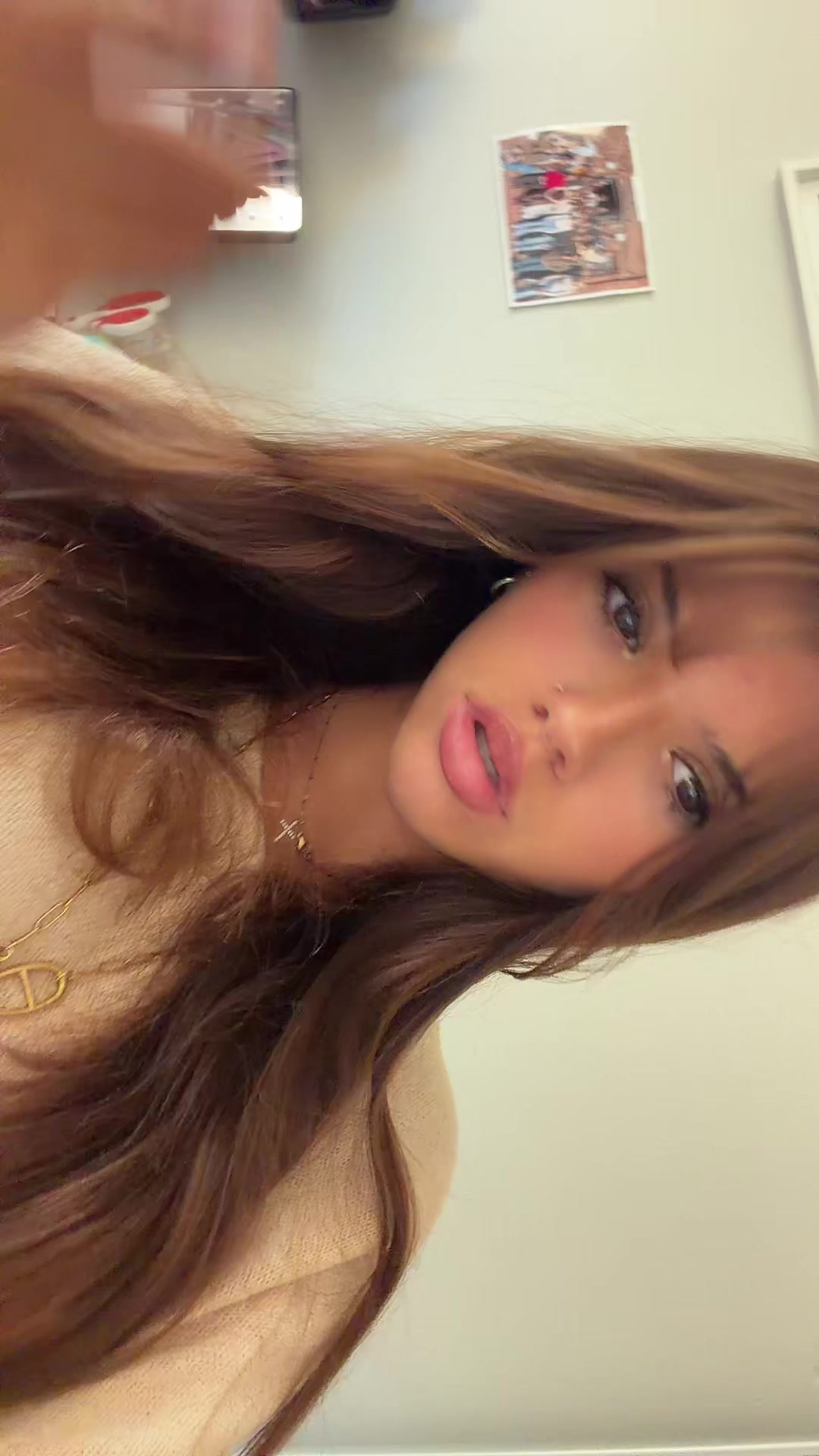 @𝐋 𝐎 𝐔 💛🏄🏼♀️🥥