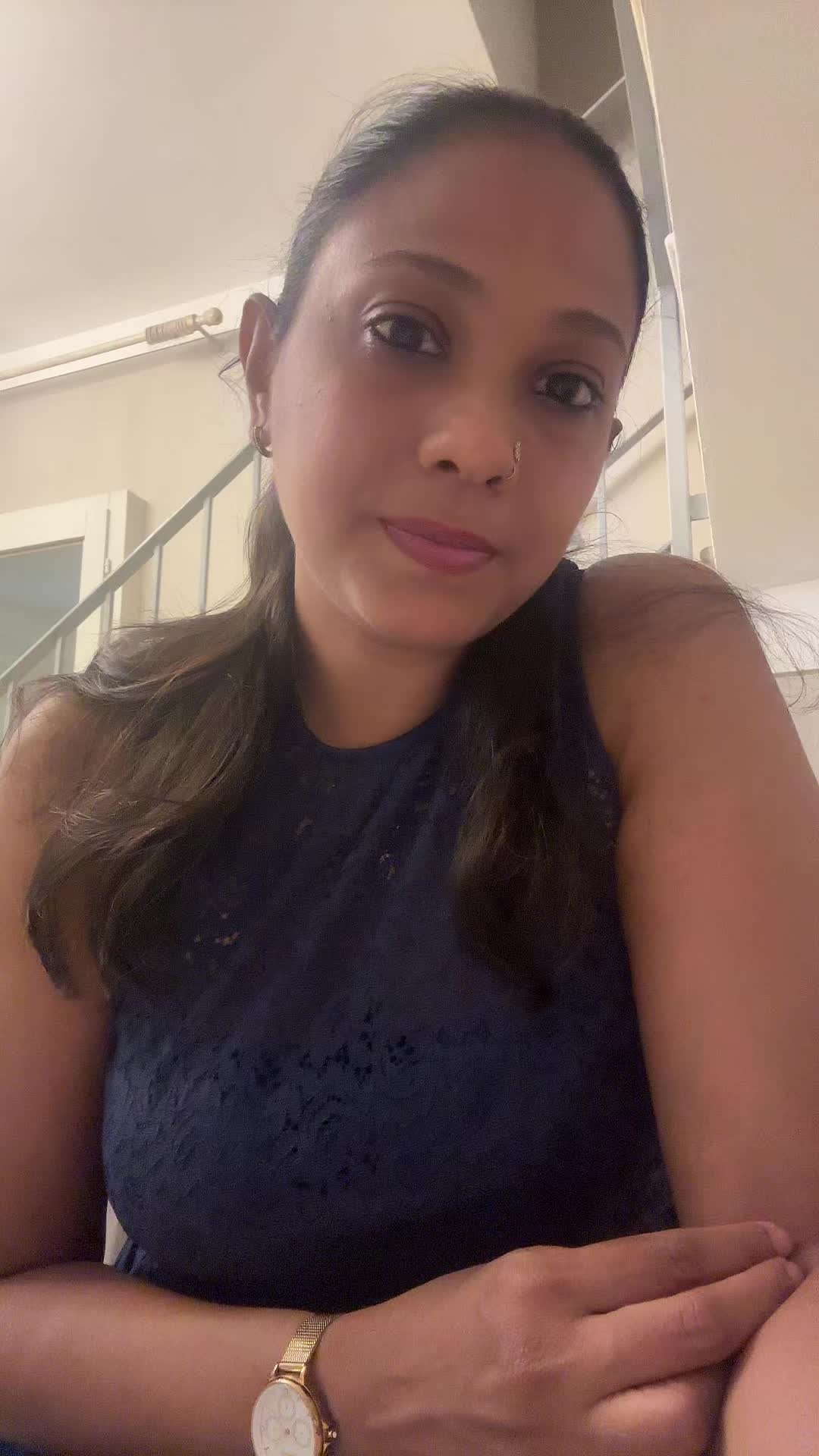 @Vivishani fernando