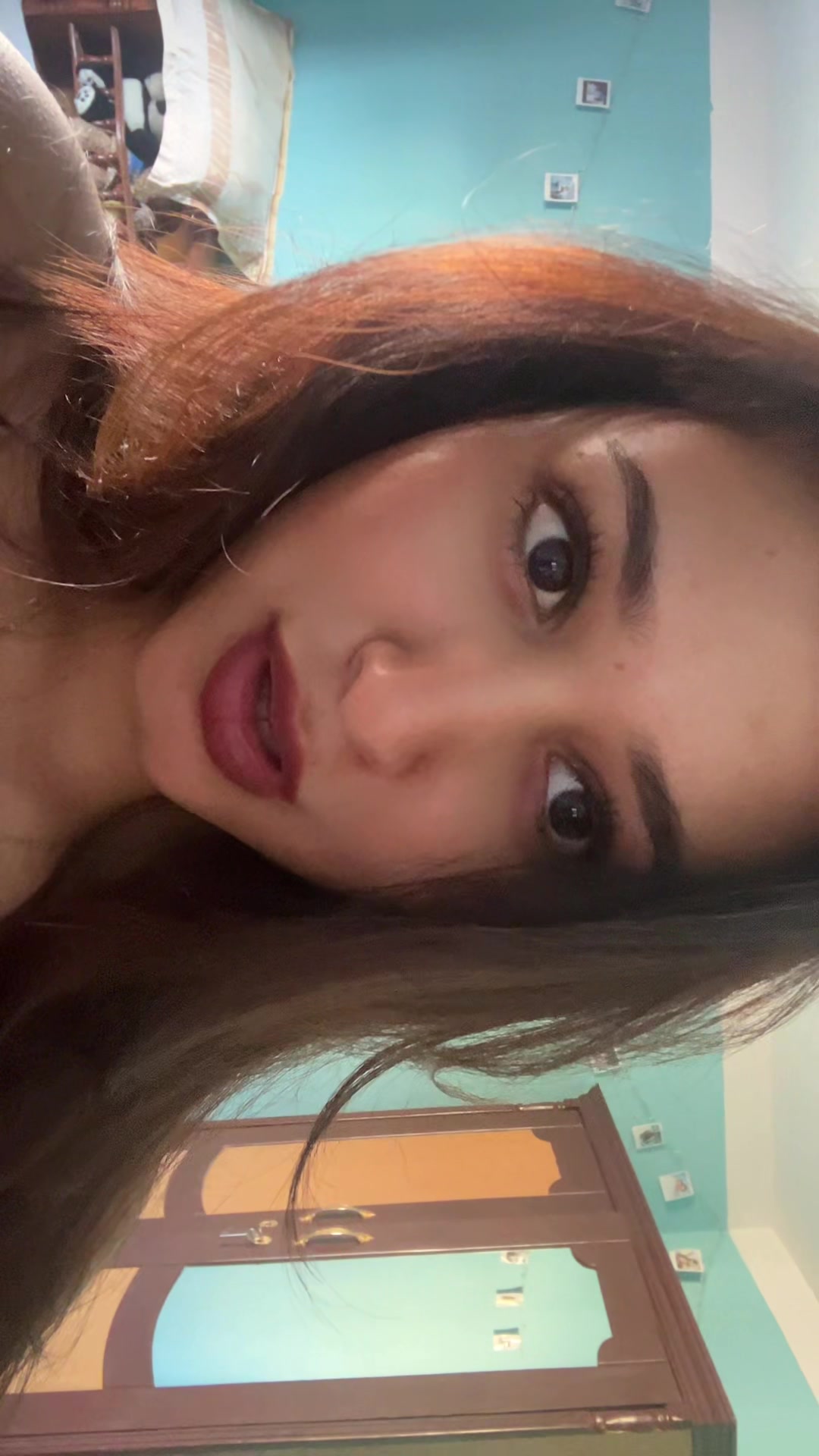 @T